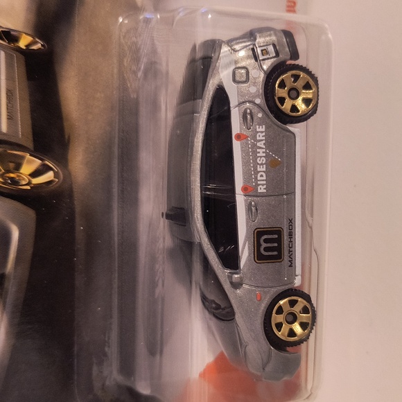 D1 Matchbox Toyota Prius  with shipping protector - Picture 2 of 3